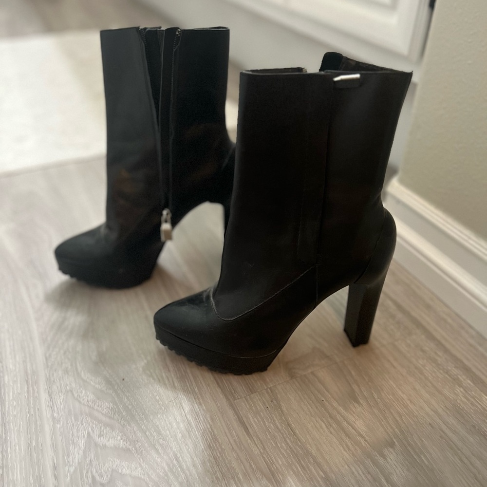 Zara Black platform biker boot size 38